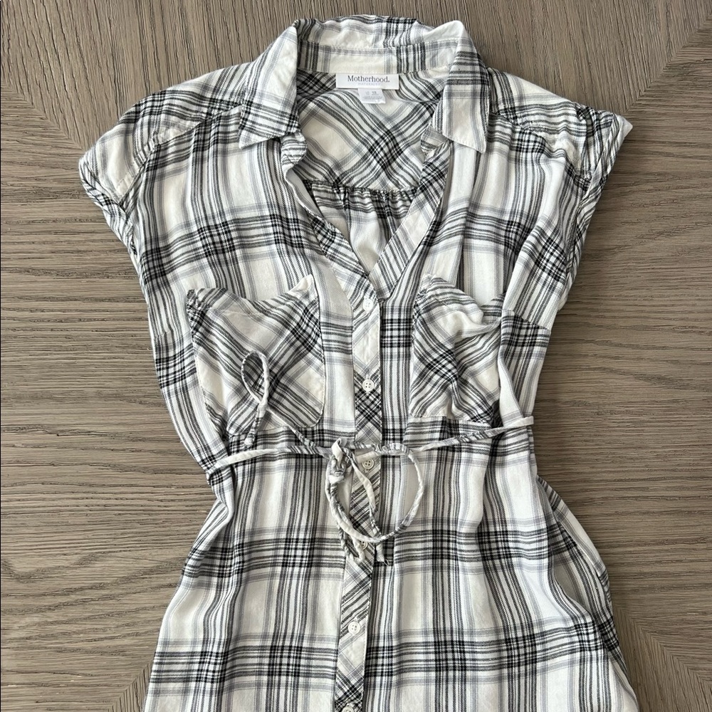 Motherhood Maternity Short Sleeve Flannel